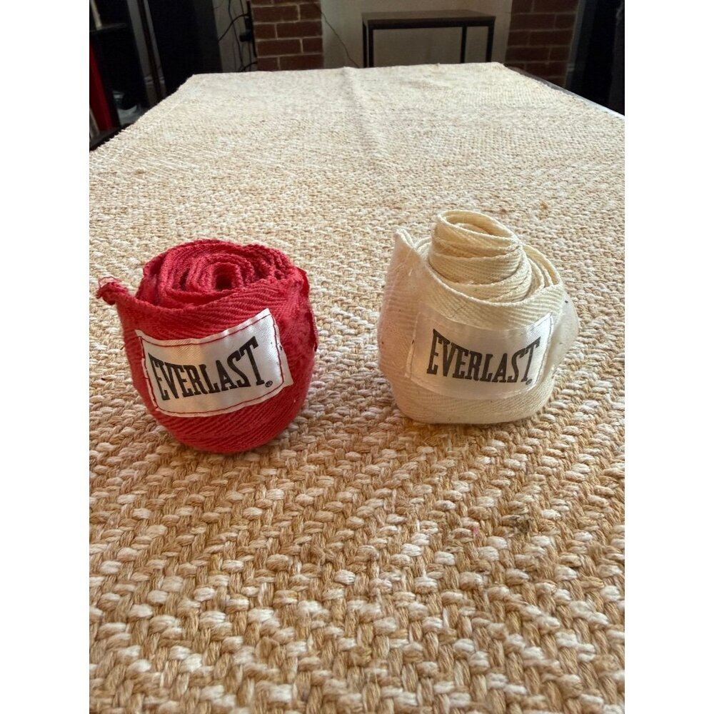 Everlast Boxing Hand Wraps – Red & White Set